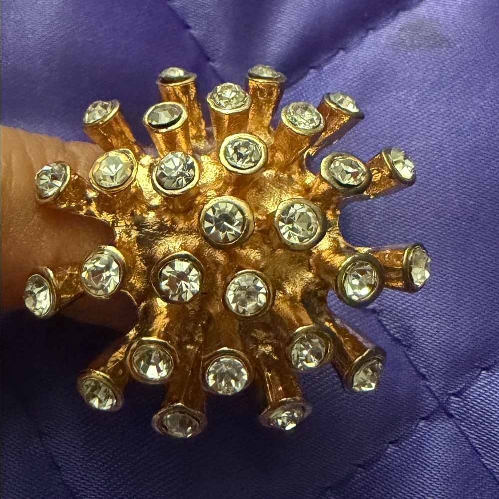 Stylish Gold Ring - image 2